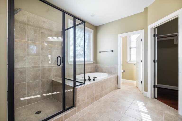 Accessible Bathroom Design : Tips for Homeowners with Disabilities in 2024