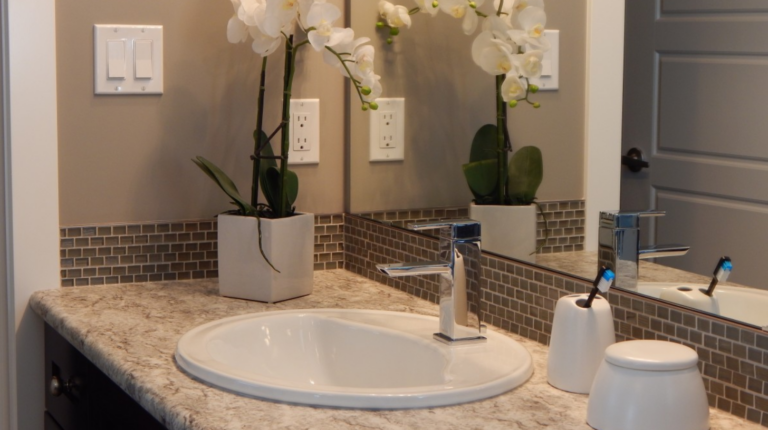 The Art of Choosing the Right Bathroom Faucet