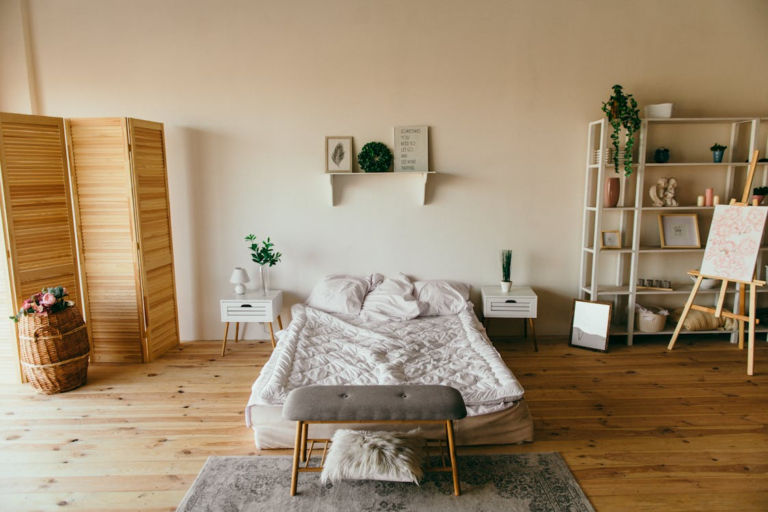 Comfort and Style: Creating a Cozy Bedroom Retreat