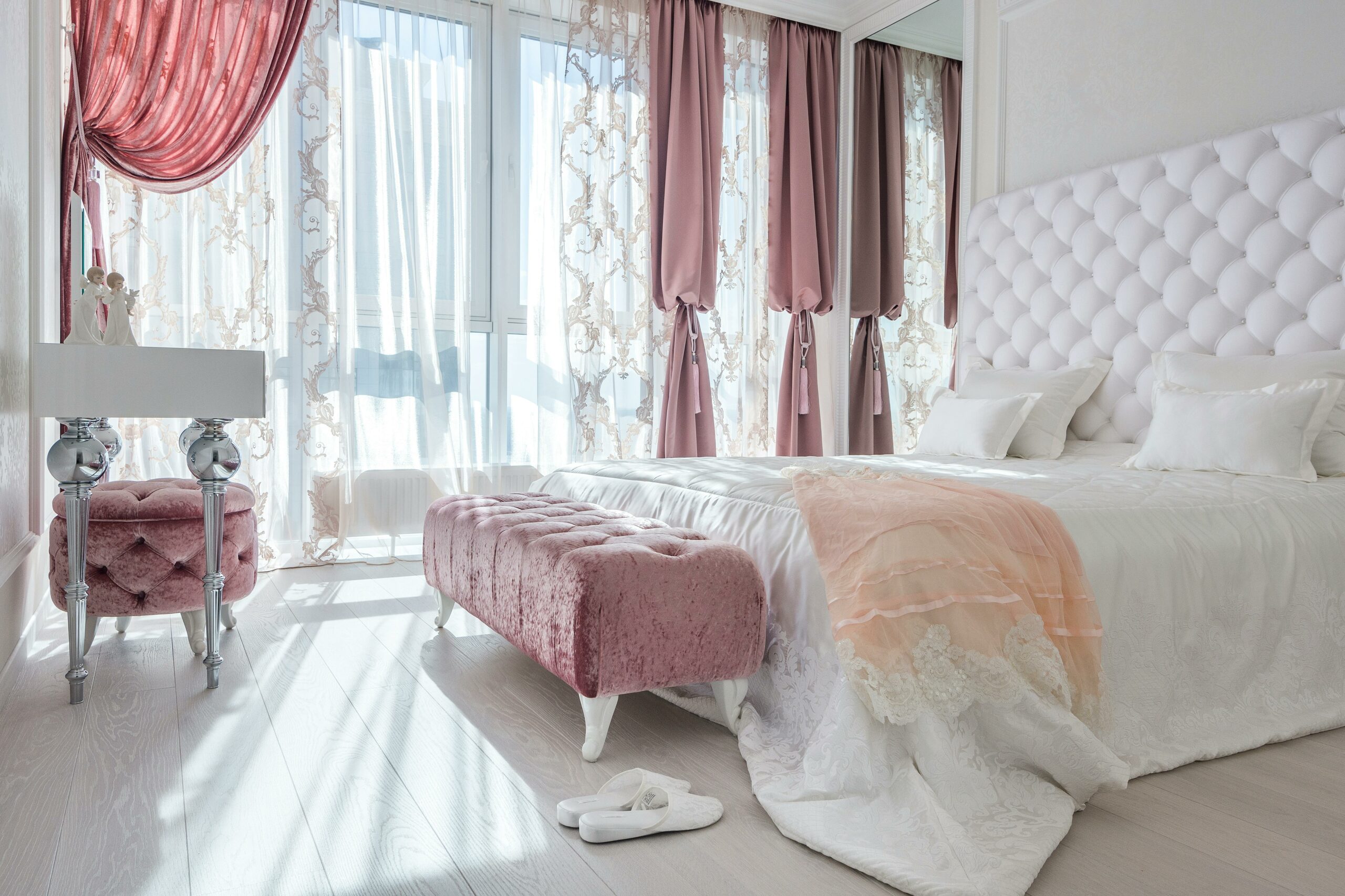Bedroom Decor with Textured Elements